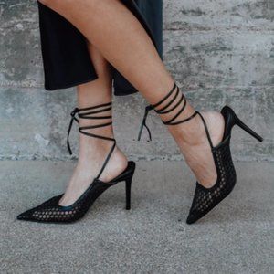 Lenox Black Woven Pointed-Toe Lace-Up Pumps